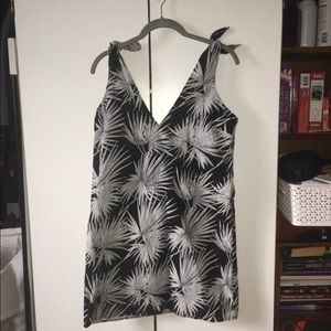 🖤 Tobi Linen Palm Dress or Coverup